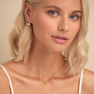 Love letter initial necklace | Gold